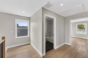 16 Milano St, Providence, RI 02904 - Photo 25