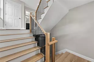 16 Milano St, Providence, RI 02904 - Photo 39