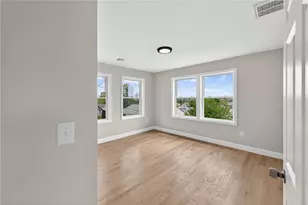 16 Milano St, Providence, RI 02904 - Photo 31