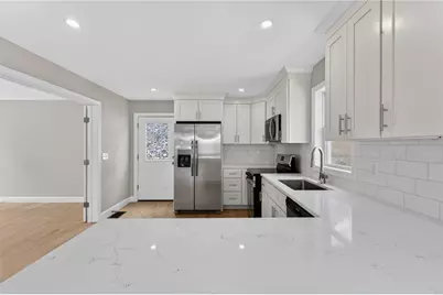 16 Milano Street, Providence, RI 02904 - Photo 11