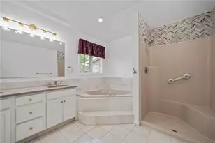 329 Wickham Rd, North Kingstown, RI 02852 - Photo 29