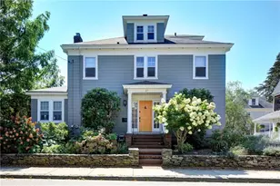 27 Cranston Ave, Newport, RI 02840 - Photo 1
