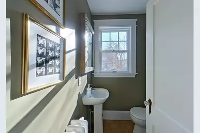 27 Cranston Avenue, Newport, RI 02840 - Photo 19