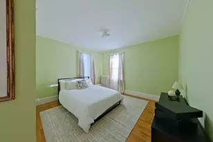 27 Cranston Ave, Newport, RI 02840 - Photo 35