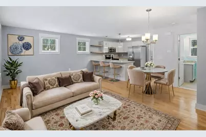 12 Park Avenue #13, Narragansett, RI 02882 - Photo 5