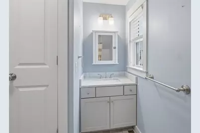 12 Park Avenue #13, Narragansett, RI 02882 - Photo 31