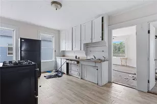 651 Front St, Woonsocket, RI 02895 - Photo 35