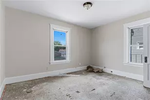 651 Front St, Woonsocket, RI 02895 - Photo 15