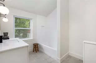 54 Grand View St, Providence, RI 02906 - Photo 33