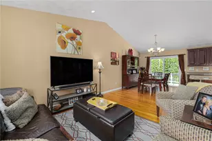 111 S Comstock Pkwy, Cranston, RI 02921 - Photo 7