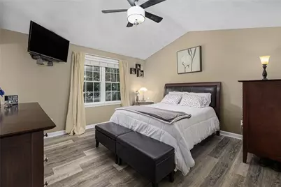 111 South Comstock Parkway, Cranston, RI 02921 - Photo 21