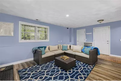 111 South Comstock Parkway, Cranston, RI 02921 - Photo 29