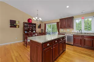 111 S Comstock Pkwy, Cranston, RI 02921 - Photo 13