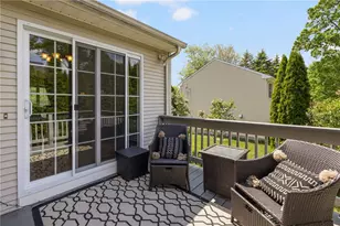 111 S Comstock Pkwy, Cranston, RI 02921 - Photo 19