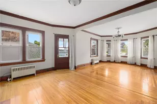 31 Windsor Rd, Cranston, RI 02905 - Photo 13