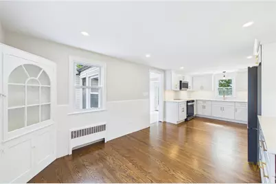 28 Eden Crest Drive, Cranston, RI 02920 - Photo 9