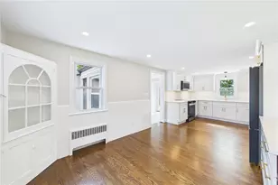 28 Eden Crest Dr, Cranston, RI 02920 - Photo 9
