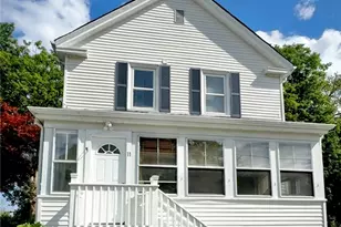 11 Russell Ave, Newport, RI 02840 - Photo 1