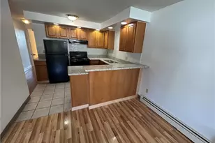 20 Hurdis St, North Providence, RI 02904 - Photo 5