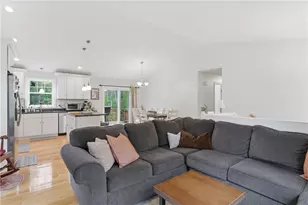 7 Pine Orchard Rd, Glocester, RI 02814 - Photo 11