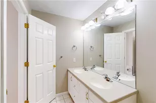 14 Day Lily Cir, South Kingstown, RI 02879 - Photo 25