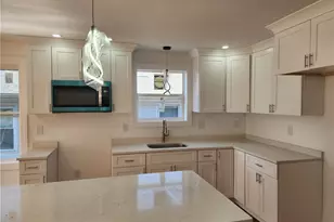 47 Rill St, Providence, RI 02909 - Photo 13