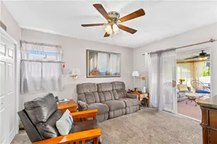 19 Charpentier Ave, Pawtucket, RI 02861 - Photo 7