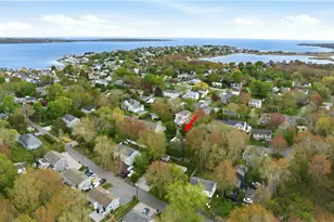 10 What Cheer Rd, Narragansett, RI 02882 - Photo 3