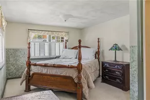 102 Woodbine Rd, South Kingstown, RI 02879 - Photo 15