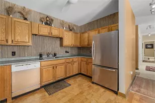 39 Webster St, Pawtucket, RI 02860 - Photo 9