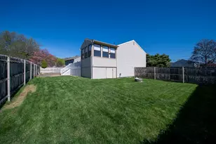 2 Dogwood Dr, Cranston, RI 02921 - Photo 33