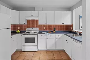 150 Bay View Dr, Jamestown, RI 02835 - Photo 5