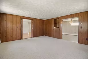 55 Mixter St, Middletown, RI 02842 - Photo 5