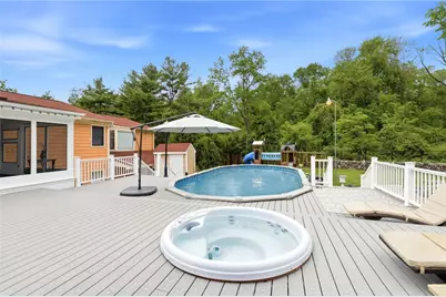 125 Old Mendon Road, Cumberland, RI 02864 - Photo 31