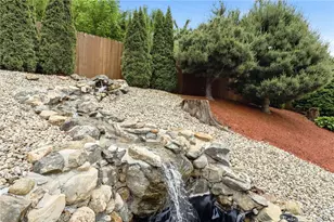 125 Old Mendon Rd, Cumberland, RI 02864 - Photo 29