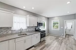 22 Waldron Ave, Cranston, RI 02910 - Photo 7