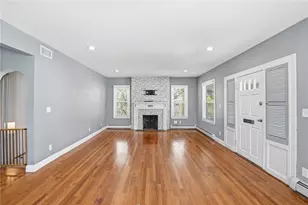 22 Waldron Ave, Cranston, RI 02910 - Photo 15