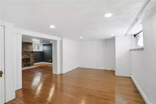 22 Waldron Ave, Cranston, RI 02910 - Photo 29