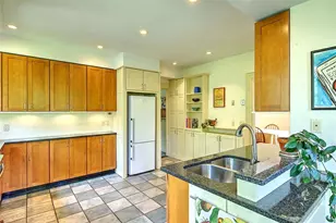 22 Irving Ave, Providence, RI 02906 - Photo 19