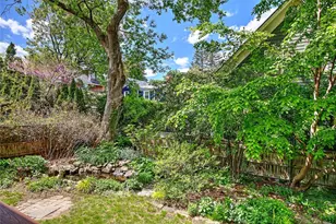 22 Irving Ave, Providence, RI 02906 - Photo 43