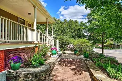 22 Irving Avenue, Providence, RI 02906 - Photo 3