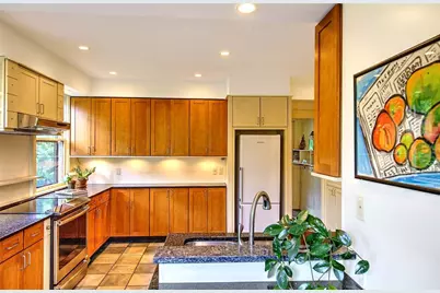 22 Irving Avenue, Providence, RI 02906 - Photo 17