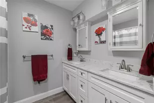 365 W Wrentham Rd, Cumberland, RI 02864 - Photo 41