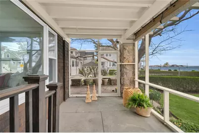 4 Van Zandt Avenue, Newport, RI 02840 - Photo 45