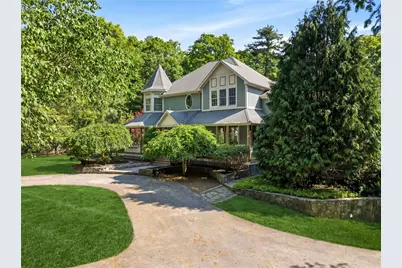 396 Love Lane, Warwick, RI 02818 - Photo 5