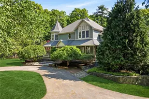 396 Love Ln, Warwick, RI 02818 - Photo 5