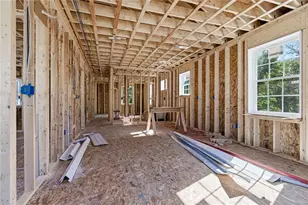 10 Walnut St, West Warwick, RI 02893 - Photo 9