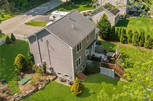 23 Clinton Ave, Scituate, RI 02831 - Photo 3