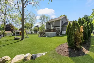 23 Clinton Ave, Scituate, RI 02831 - Photo 5