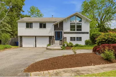 7 Friar Tuck Road, Warwick, RI 02886 - Photo 1